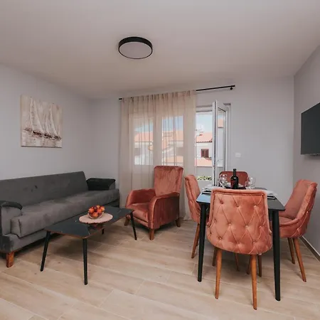 Virgine Maria Apartment Baska (Krk)