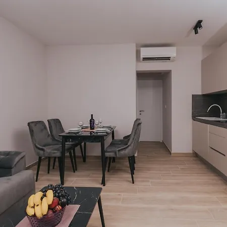 Virgine Maria Apartmán